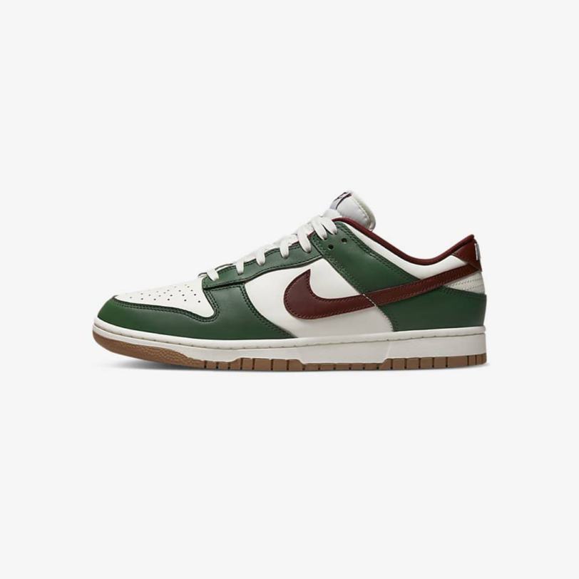 Nike Dunk low retro gorge green team red